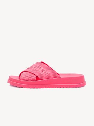 HIT PINK